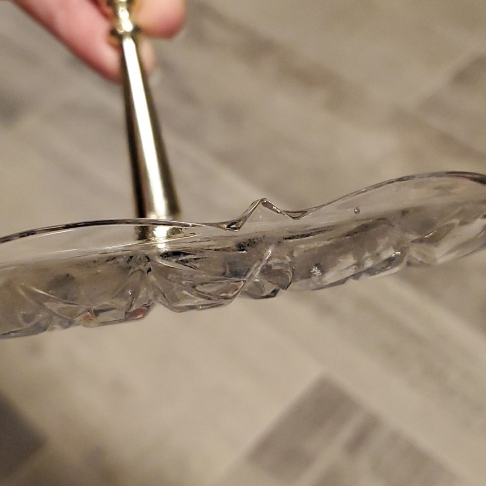 EUC Vintage Glass Handled Tray - Picture 6 of 6